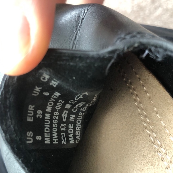 Black Hush Puppies Flats - Picture 4 of 4